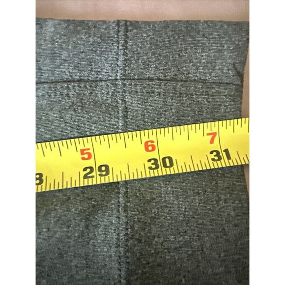 Patagonia Women's Slim Fit Trail Beta Capris Size XS Grey Stretch Outdoor Hiking - Picture 12 of 14